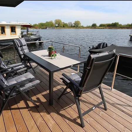 Hausboot La Mare Claudia *